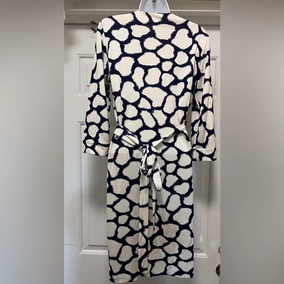 Diane Von Furstenberg Julian Dress Size 8 - Picture 2 of 3